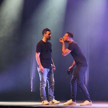 Les 2 derniers amis du monde